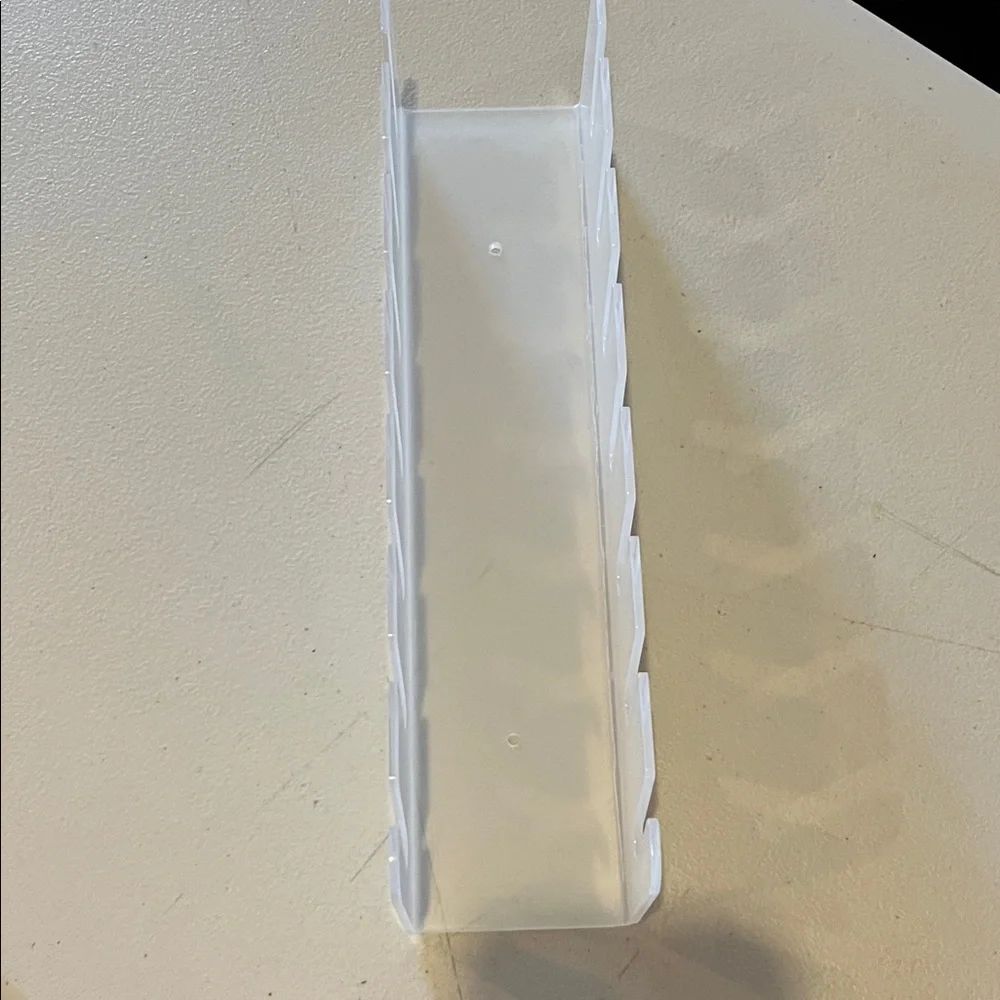 White Plastic Cap Organizer Divider new